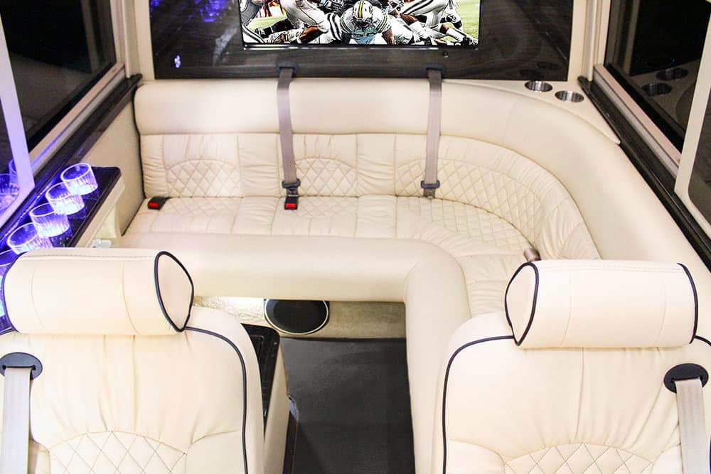 j-lounge in the Ultimate Limo