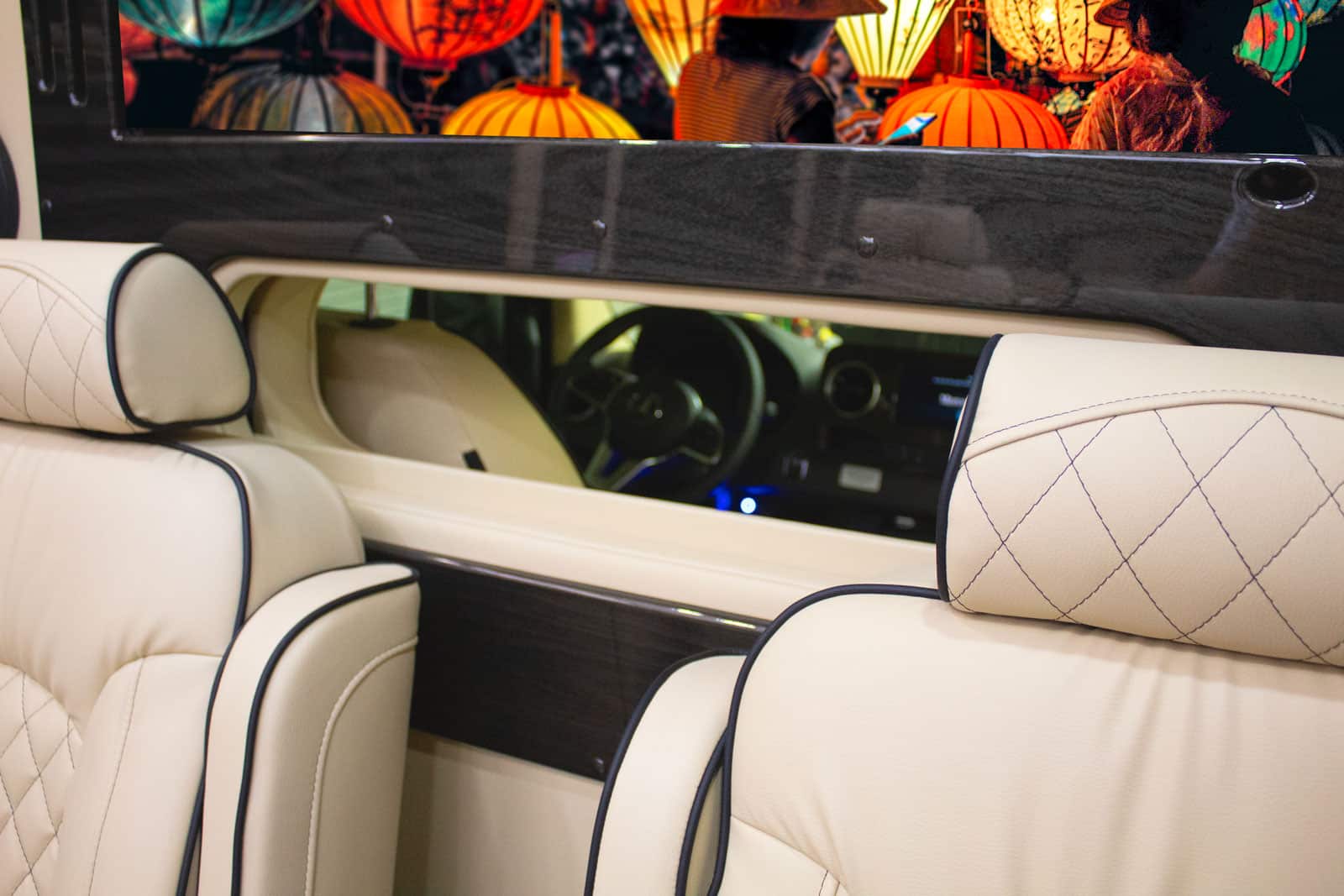 Ultimate Limo privacy partition