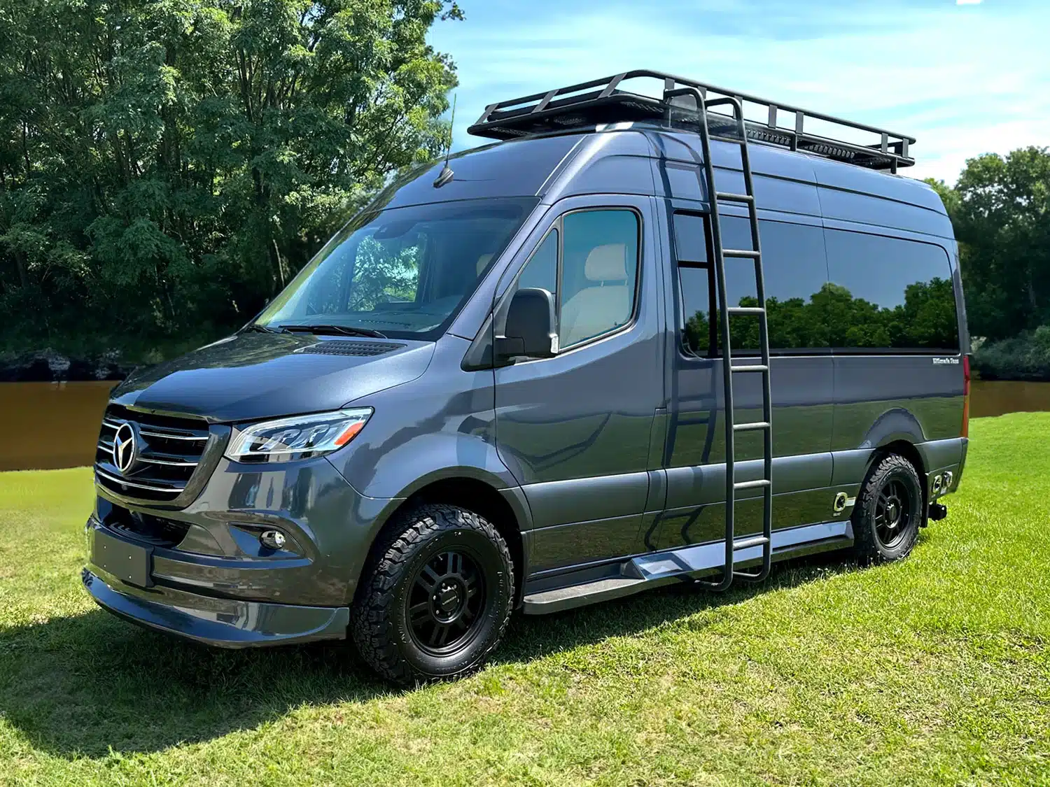 Sprinter with roof rack